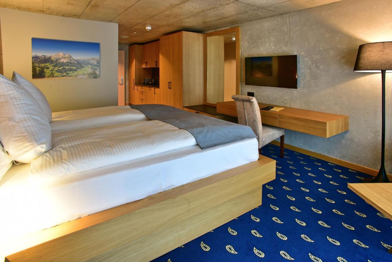 City Hotel Glarnerland Nafels Bagian luar foto