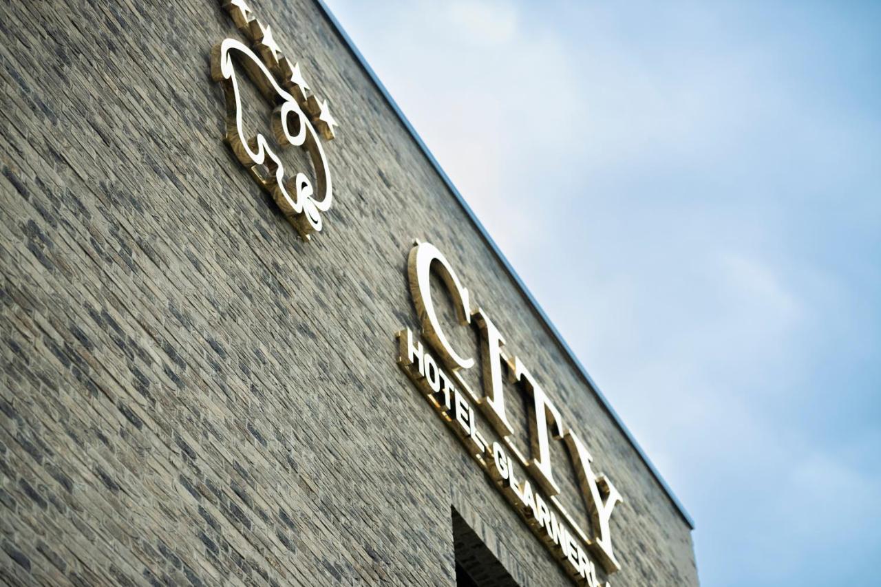 City Hotel Glarnerland Nafels Bagian luar foto