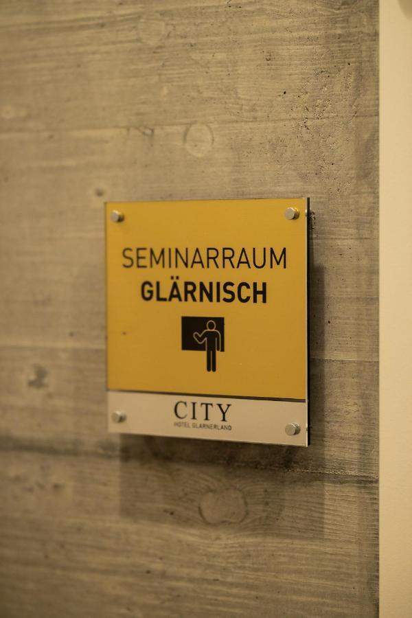 City Hotel Glarnerland Nafels Bagian luar foto